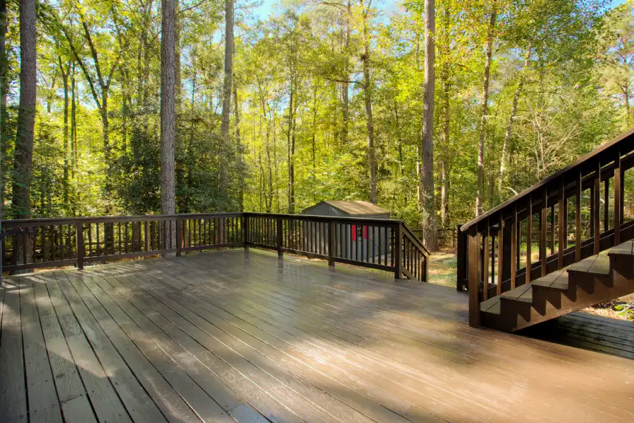 Preparing Outdoor Spaces For Wooden Stairs Repair in Jacksonville, FL